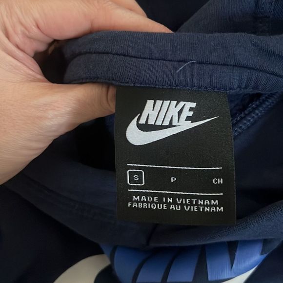 Youth Nike Hoodie - Picture 3 of 4